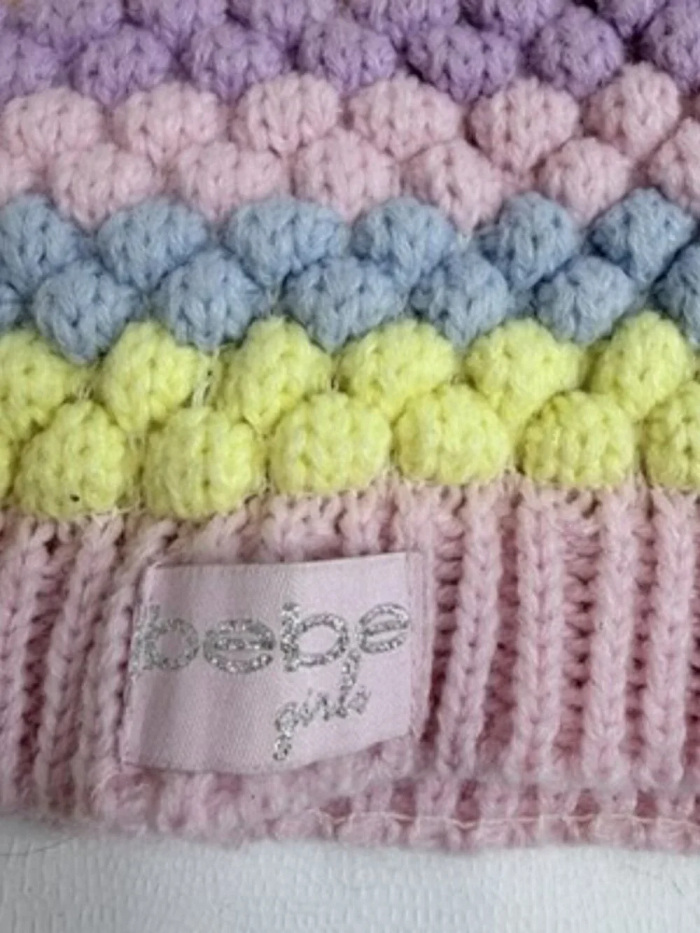 BEBE GIRLS CHUNKY KNIT WINTER HAT POMPOM GIRLS 6 AND UP? NICE!